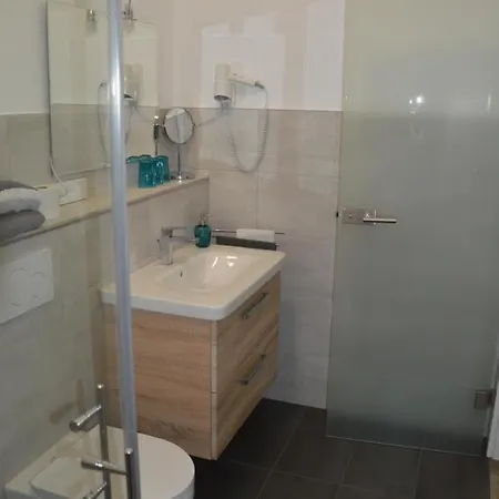 Wein & Gaestehaus Porten-becker 公寓