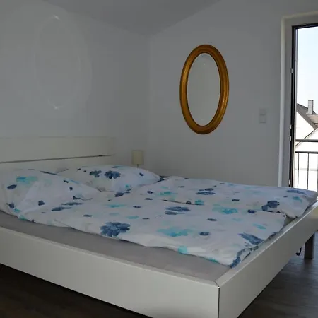 Wein & Gaestehaus Porten-becker 公寓 *