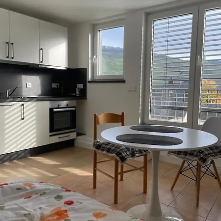 Wein & Gaestehaus Porten-becker *