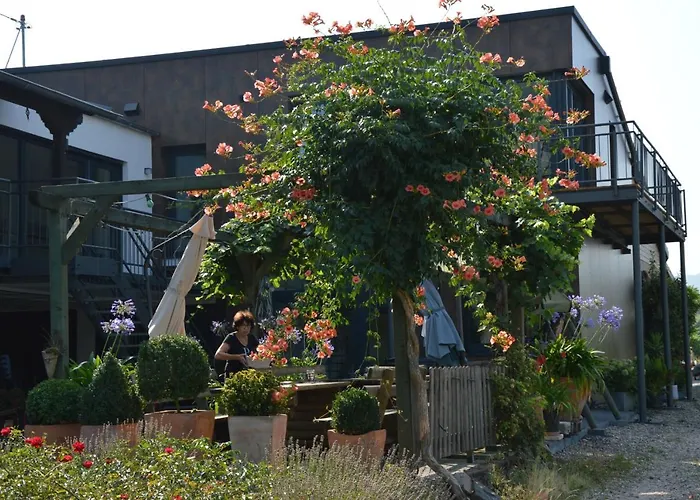 Wein & Gaestehaus Porten-becker *