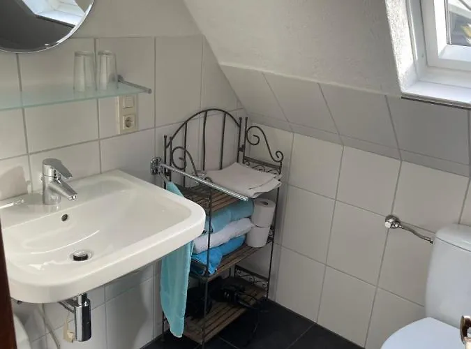 Wein & Gaestehaus Porten-becker * Köwerich